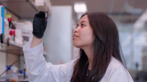 Sun’iy intellekt 2 ta superbakteriyaga qarshi antibiotik yaratdi