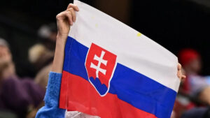 В Италии арестовали фаната, который скрывался от полиции 16 лет. Он въехал в страну посмотреть хоккей на ОИ