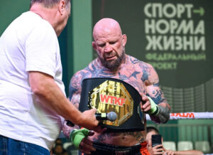 Монсон предсказал победу Махачева над Гэрри